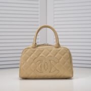 Chanel Vintagep Hilton Bag Shoulder Bag Handbag