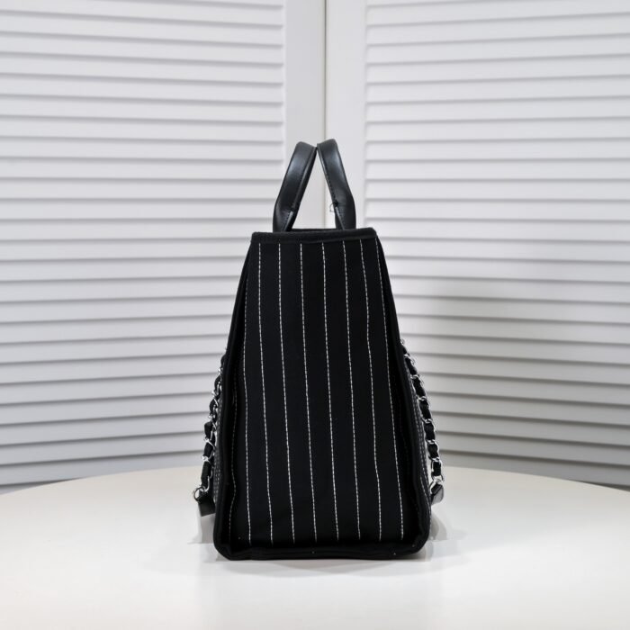 Chanel Cruise Chain Canvas Beach Bag Shopping bag Tote Shoulder Bag Handbag - Image 2