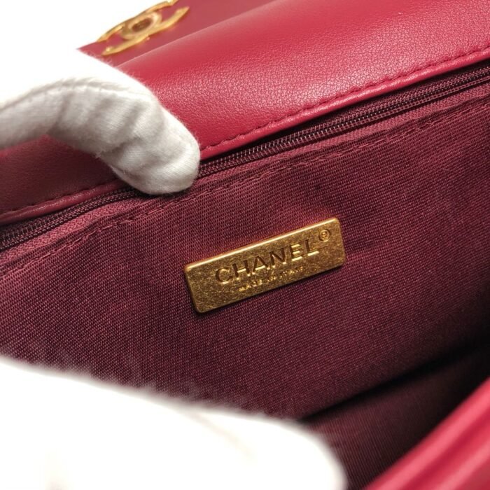 Chanel Lambskin Quilted Small 19 Flap Shoulder Bag Handbag - Image 7