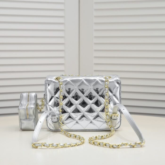 ⁦Chanel 24c CF Stars Bag Patent Leather Silver Shoulder Bag Handbag⁩ - الصورة ⁦3⁩