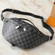 ⁦Louis Vuitton LV BUMBAG M44812 M44836 M43644 Crossbody bags handbags⁩ - الصورة ⁦5⁩