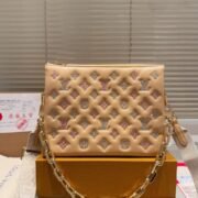 ⁦Louis Vuitton LV Coussin Small Shoulder Bag⁩ - الصورة ⁦10⁩