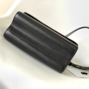 ⁦Louis Vuitton LV Twist Epi Leather Bag M21031 M21032 10A Mirror Top Quality Version⁩ - الصورة ⁦4⁩