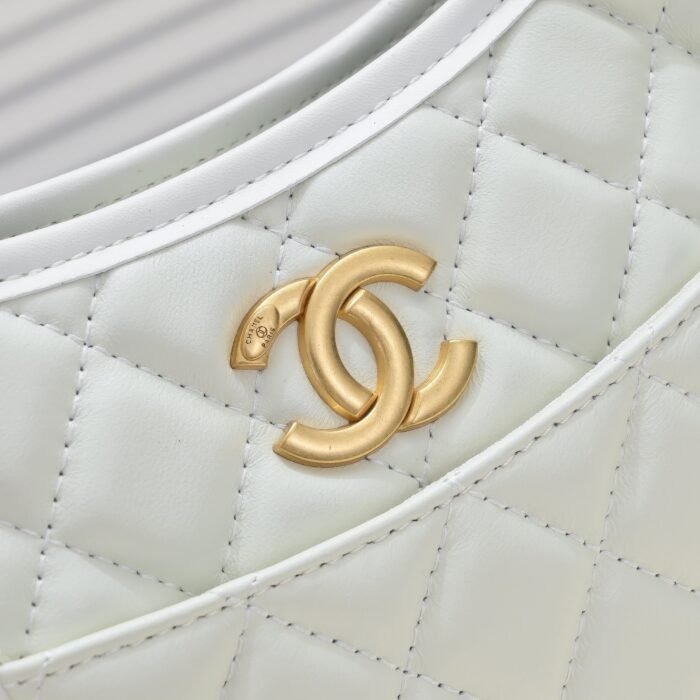 Chanel 24S Half Moon  Hobo Underarm Bag  Shoulder Bag Handbag - Image 6