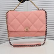 ⁦Chanel Lambskin Quilted Large19 Flap Shoulder Bag Handbag⁩ - الصورة ⁦5⁩