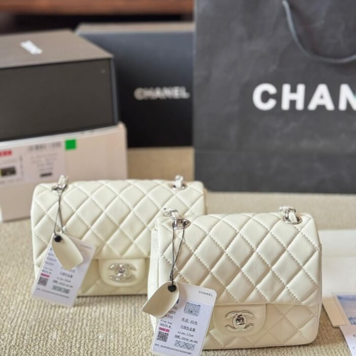 ⁦Chanel CF18 Crossbody Shoulder Bag⁩ - الصورة ⁦3⁩
