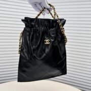 ⁦Chanel Drawstring Trash Bag Shoulder Bag Handbag⁩ - الصورة ⁦5⁩