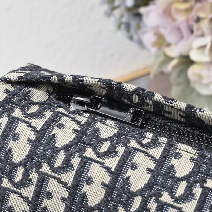 ⁦Dior Explorer Oblique Shoulder Bag Handbag⁩ - الصورة ⁦6⁩