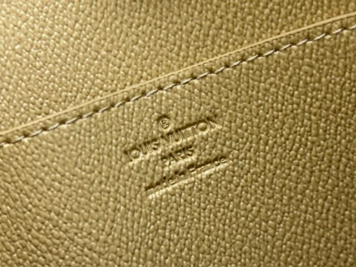 Louis Vuitton Toiletry Bag M40446 M61692 M47542 Shoulder Bag Handbag - Image 8