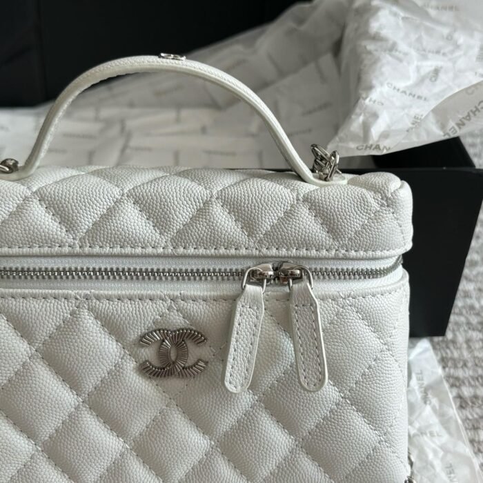 Chanel 25C Shoulder Satchel Handbag - Image 5