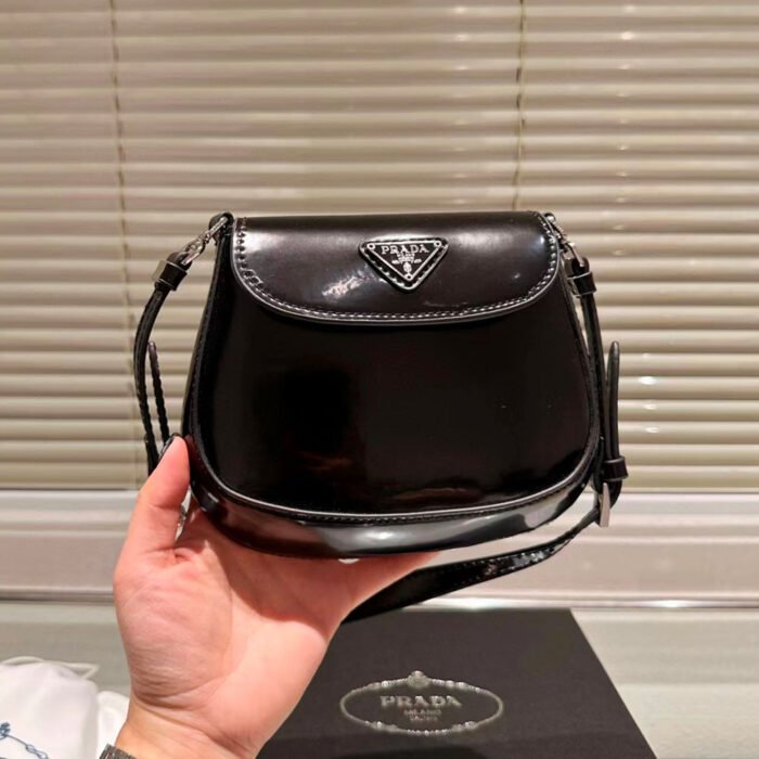 ⁦Prada Cleo Shiny Leather Shoulder Bag⁩ - الصورة ⁦5⁩