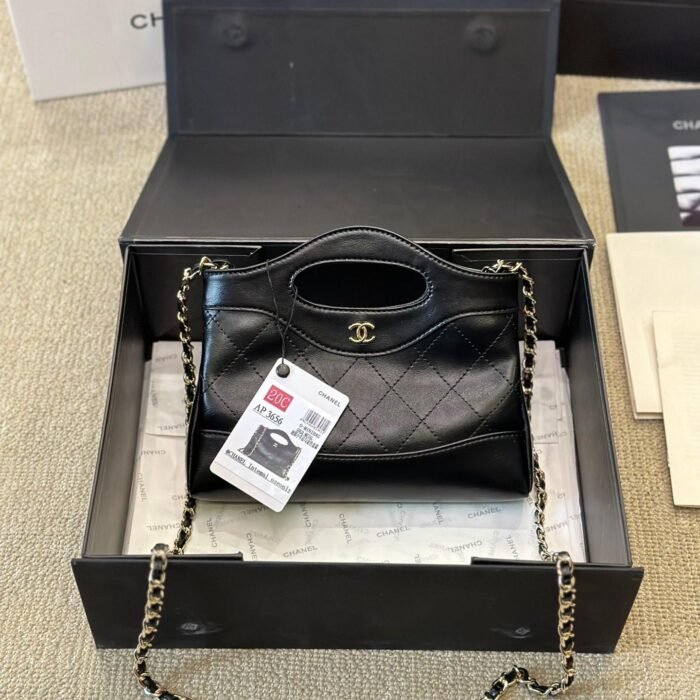 CHANEL 31 Mini Cowhide Shoulder Bag Black - Image 4