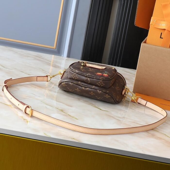 Louis Vuitton LV Gradient Mini Bumbag Shoulder Bag Crossbody M82335 - Image 4