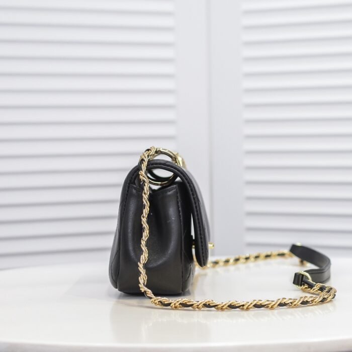 Chanel Flap Chain Bag Shoulder Bag Handbag - Image 2