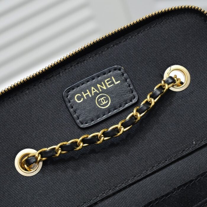 Chanel  Golden·Ball Makeup Box Bag  Shoulder Bag Handbag - Image 9