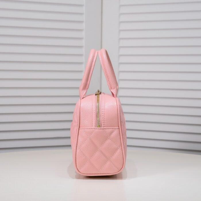 ⁦Chanel 24c Vintagep Hilton Bag Pink Shoulder Bag Handbag⁩ - الصورة ⁦2⁩