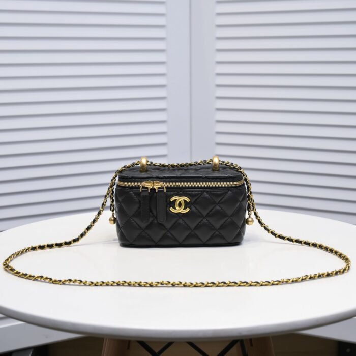 Chanel Cosmetics Box Makeup Shoulder Bag Handbag - Image 1