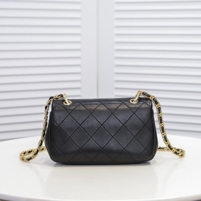 Chanel Flap Chain Bag Shoulder Bag Handbag - Image 3