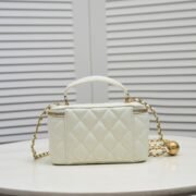 Chanel Golden·Ball Cosmetics Box Makeup  Bag  Shoulder Bag Handbag - Image 3
