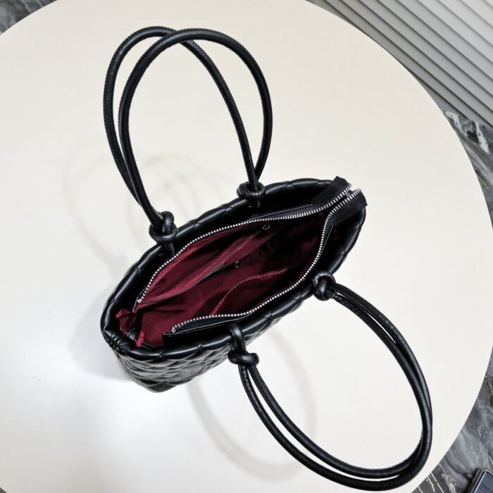 ⁦Chanel 24A Vintagep Shoulder Bag Handbag⁩ - الصورة ⁦7⁩