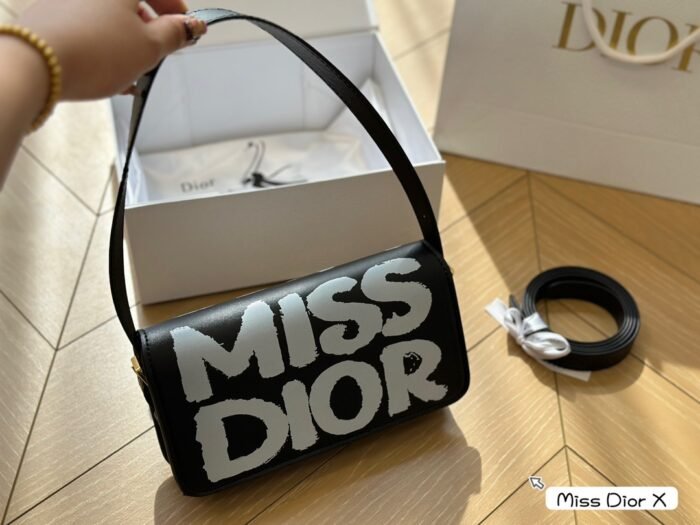 Dior Miss Dior Shoulder Bag - Image 6