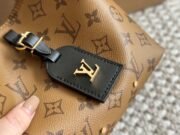 ⁦Louis Vuitton Mini Shoulder Bag Handbag⁩ - الصورة ⁦4⁩