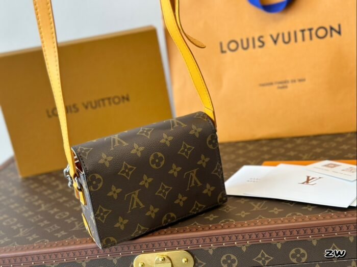 ⁦Louis Vuitton Steamer Shoulder Bag Handbag⁩ - الصورة ⁦5⁩