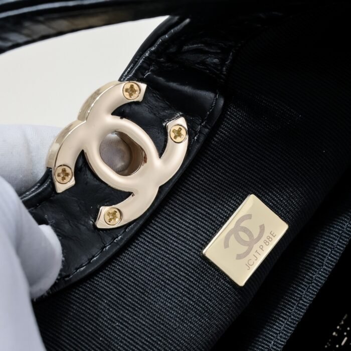 ⁦Chanel 23A 31bag Shoulder Bag Handbag⁩ - الصورة ⁦9⁩