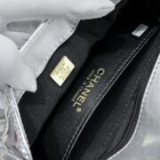 ⁦Chanel 24c CF Stars Bag Patent Leather Silver Shoulder Bag Handbag⁩ - الصورة ⁦9⁩