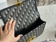 ⁦Dior Montaigne Shoulder Bag⁩ - الصورة ⁦7⁩
