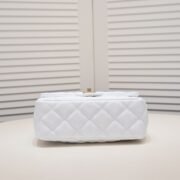 Chanel 23P Heart-Shaped Sardware Shoulder Bag Handbag - Image 4