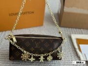 ⁦Louis Vuitton bloom pouch Shoulder Bag Handbag⁩ - الصورة ⁦7⁩
