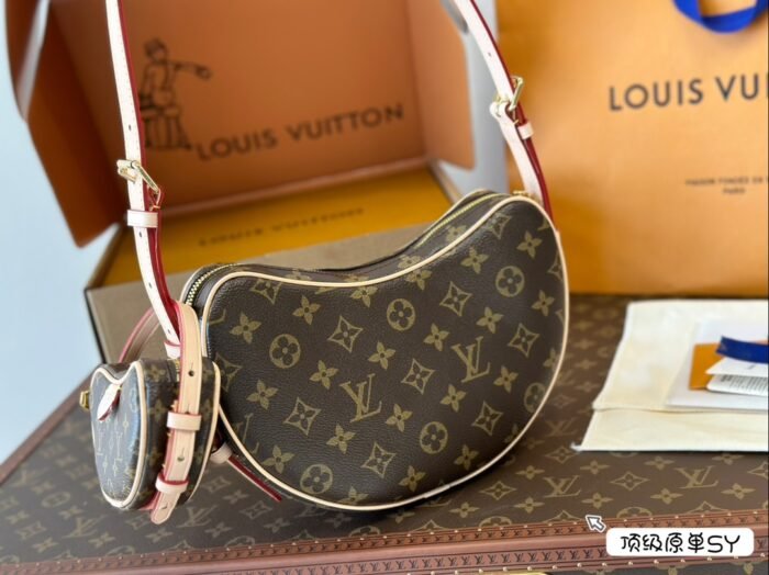 ⁦Louis Vuitton Shoulder Bag Handbag⁩ - الصورة ⁦5⁩