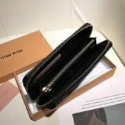 ⁦Miumiu Matelassé Leather Card Bag⁩ - الصورة ⁦3⁩