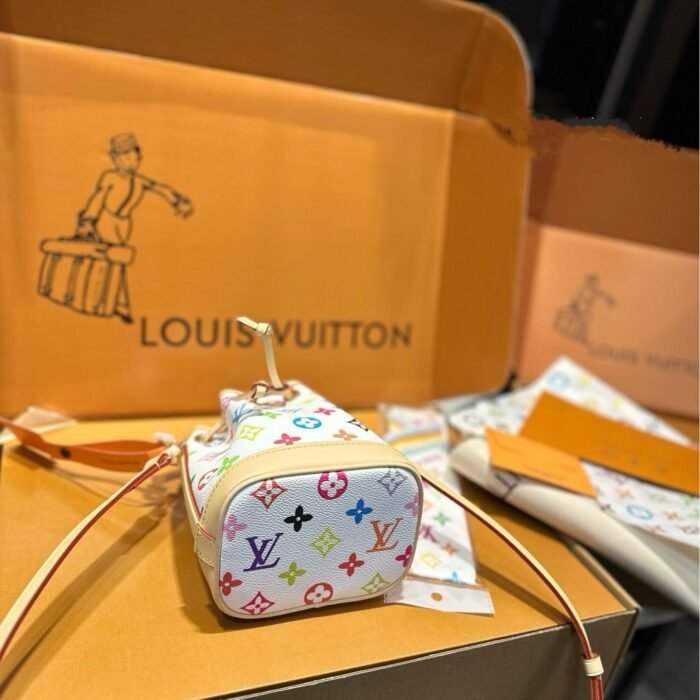 Louis Vuitton LV Bucket Bag Tote Shoulder Crossbody Bag - Image 7