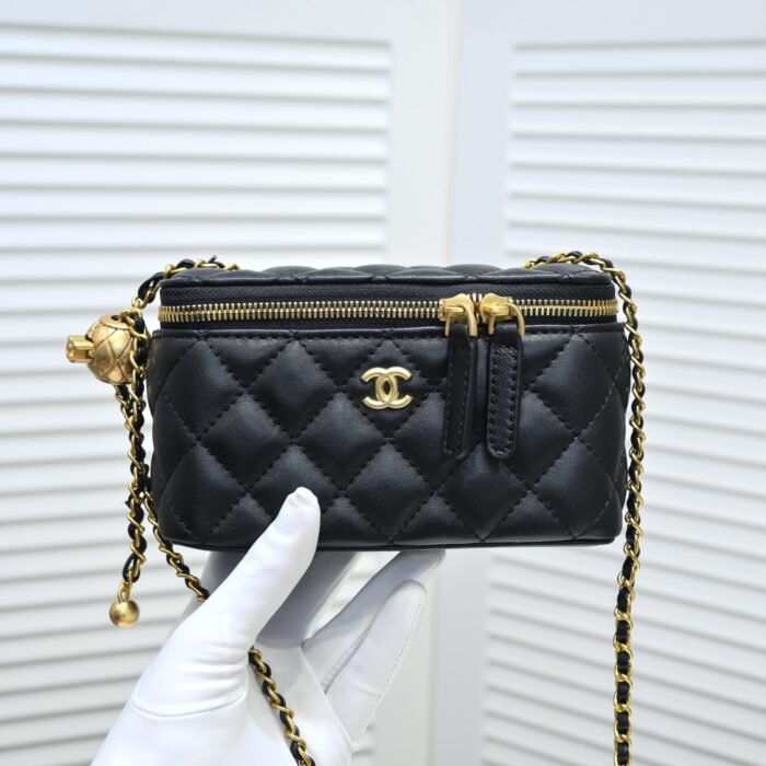 Chanel  Golden·Ball Makeup Box Bag  Shoulder Bag Handbag - Image 5