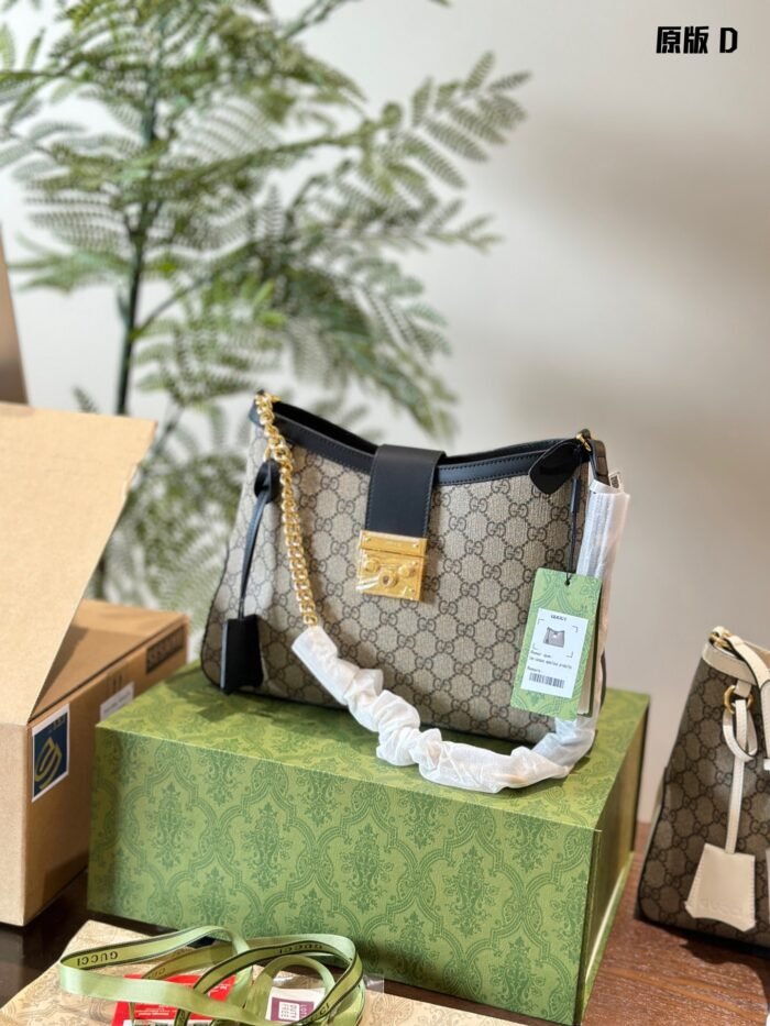 ⁦Gucci Padlock Shoulder Bag⁩ - الصورة ⁦2⁩