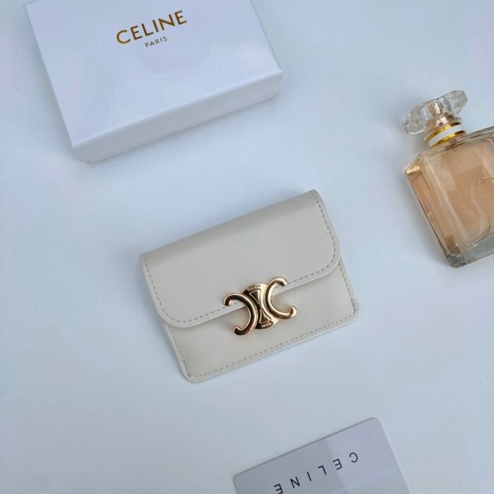 ⁦Celine Triomphe Leather card bag⁩ - الصورة ⁦4⁩