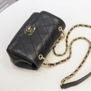 Chanel Flap Chain Bag Shoulder Bag Handbag - Image 6