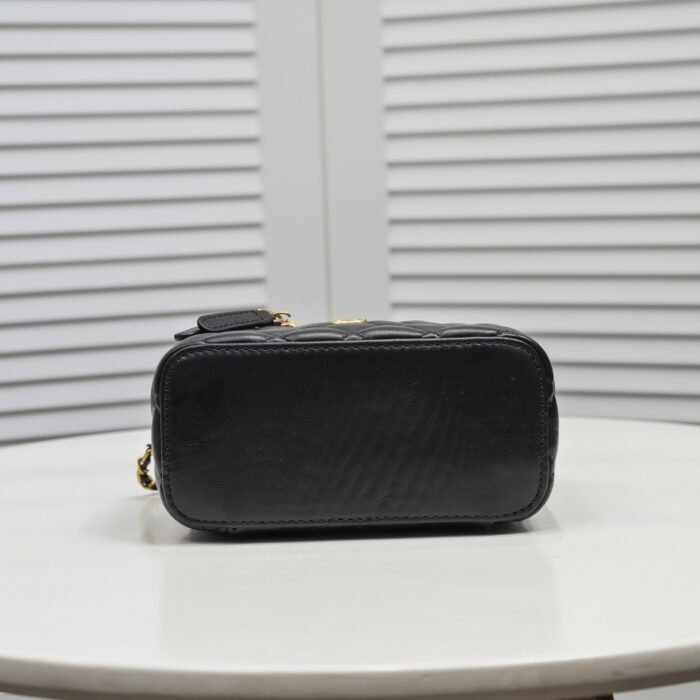 Chanel Golden·Ball Cosmetics Box Makeup  Bag  Shoulder Bag Handbag - Image 4