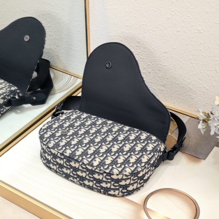 Dior Saddle Messenger Bag Oblique Shoulder Bag Handbag - Image 7