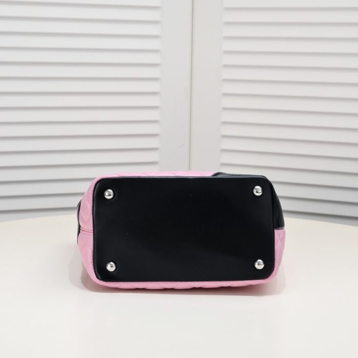 Chanel 24A Vintagep Shoulder Bag Handbag - Image 4