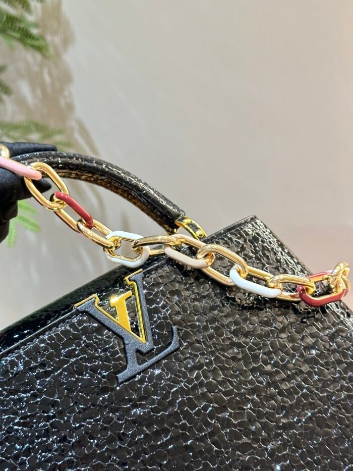 Louis Vuitton Capucines Shoulder Bag Handbag - Image 8