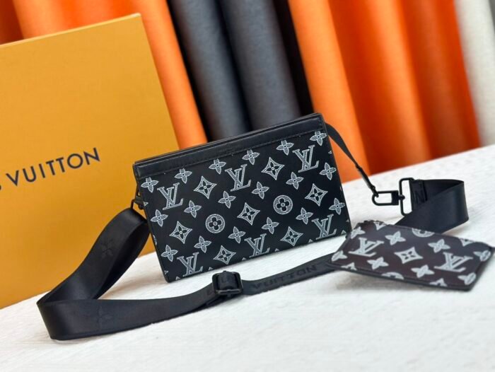 ⁦Louis Vuitton Gaston M81124 M83384 Shoulder Bag Handbag⁩ - الصورة ⁦9⁩