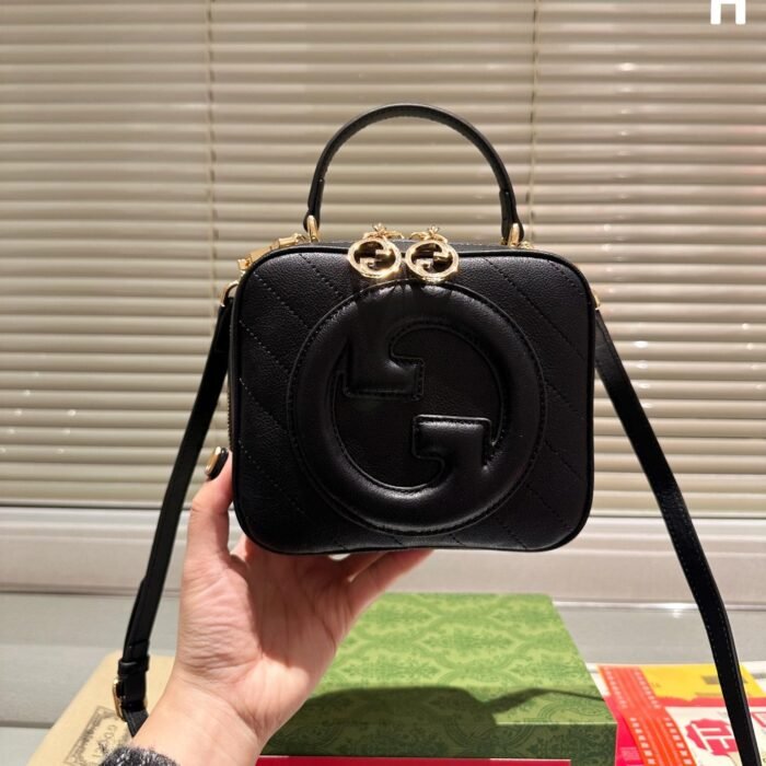 GUCCl Blondie Small Top Handle Bag - Image 3