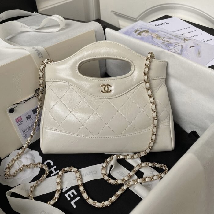 Chanel  31Bag 24C Early Spring Resort Collection Top quality Bag - Image 4