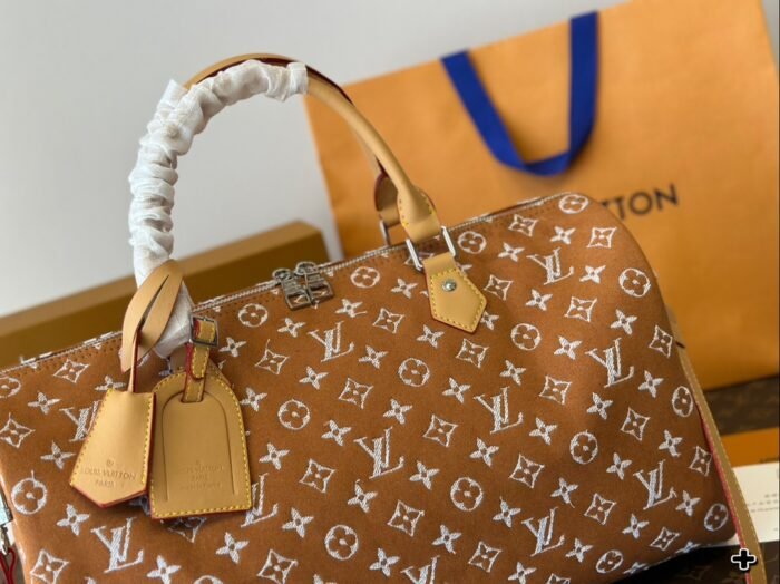 ⁦Louis Vuitton 40 Speedy Shoulder Bag Handbag⁩ - الصورة ⁦3⁩