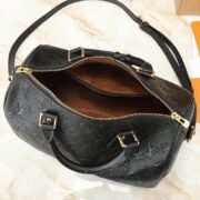 Louis Vuitton LV  Speedy 30 M47186 Shoulder Bag Handbag - Image 7