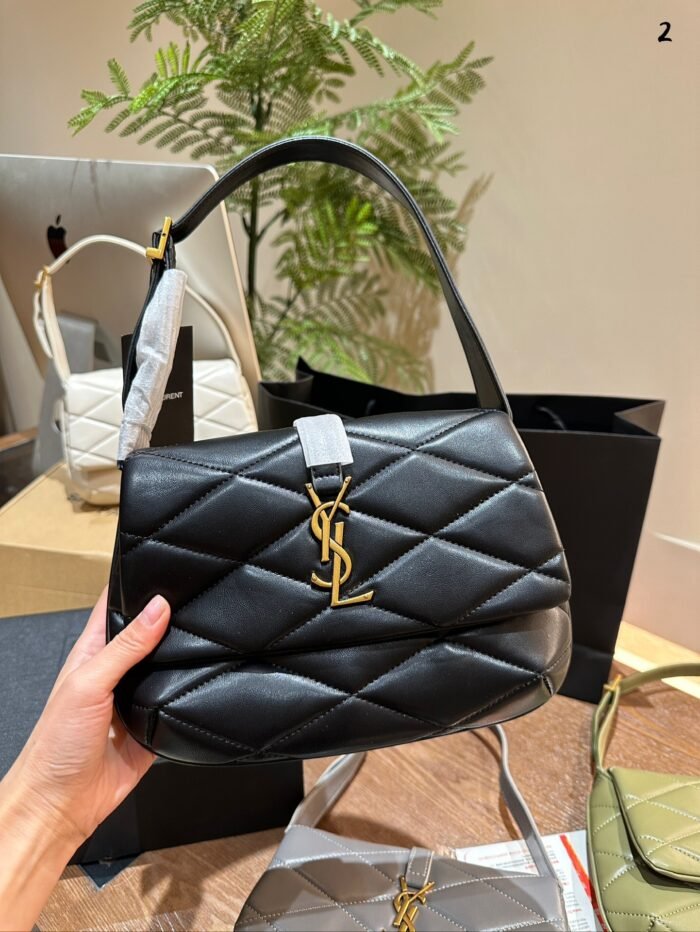 ⁦YSL Saint Laurent Under Arm Bag Shoulder Bag Handbag⁩ - الصورة ⁦1⁩