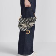 ⁦Dior SADDLE Bag Oblique Embroidered⁩ - الصورة ⁦3⁩